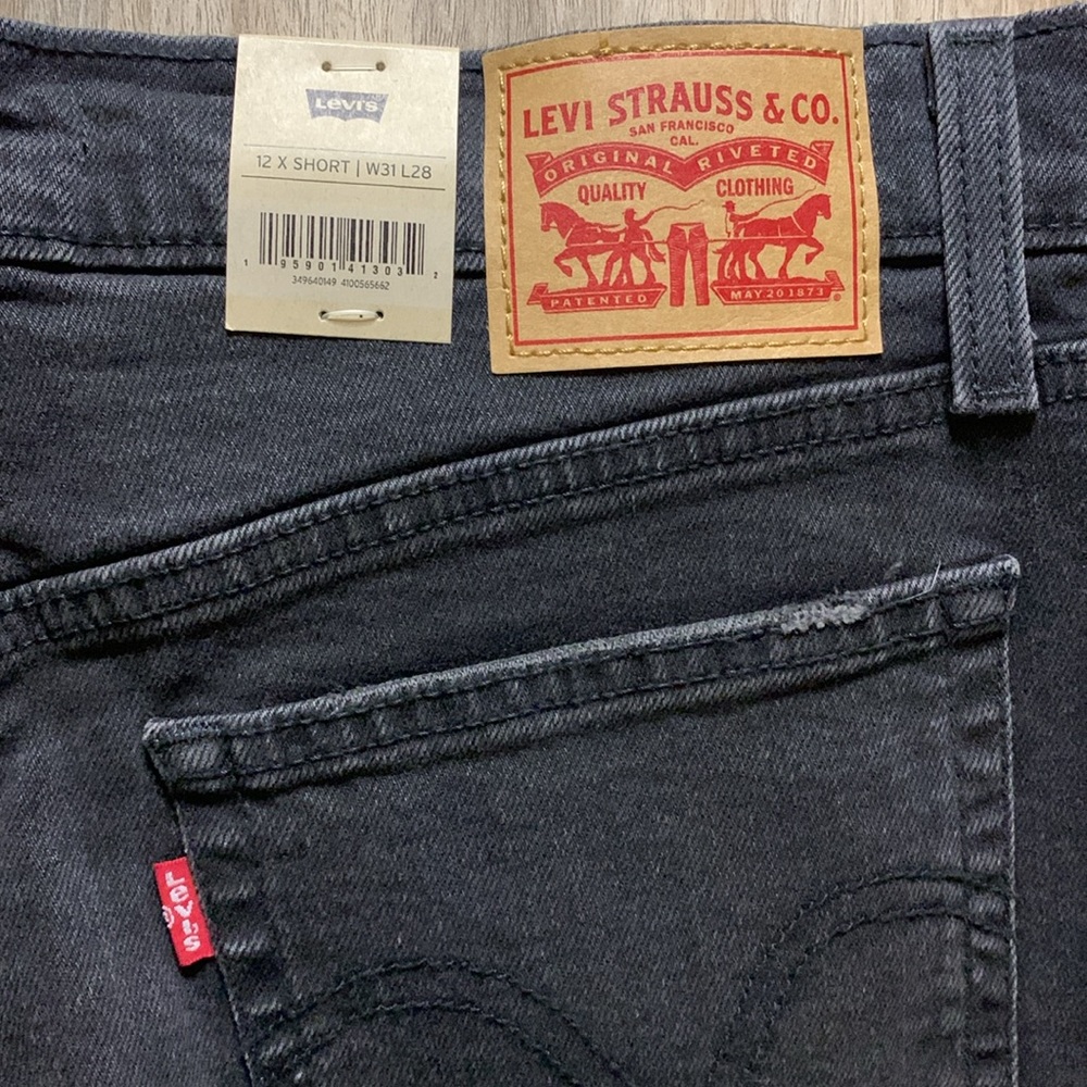 Levi's Black Straight Leg Women's Jeans - Picture 7 of 13